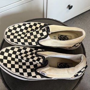 Checkered VANS - Size 9W